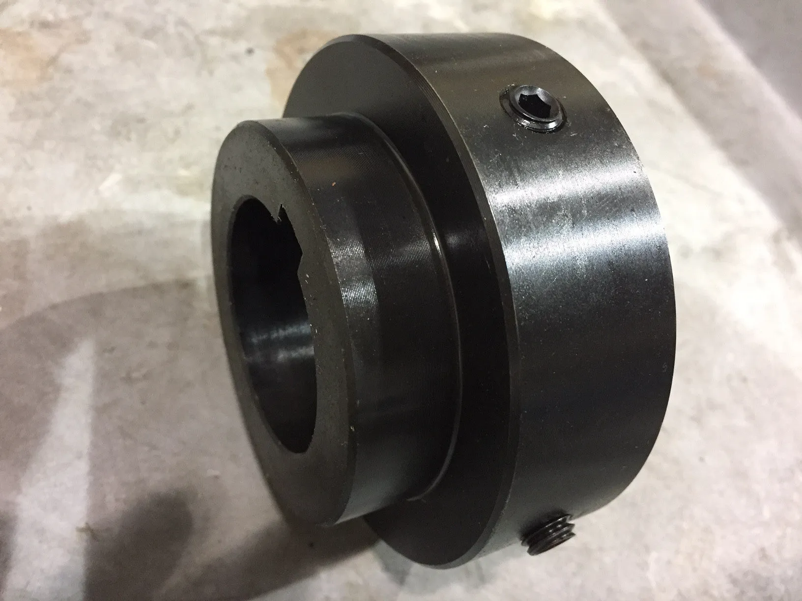 1-1/4" Y-Series Weld on Hub Round Bore with Keyway Set Screw