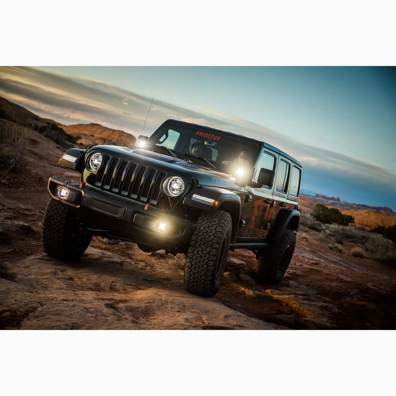 Jeep JL Fog Pocket Kit 2018 Wrangler JL Rubicon Squadron R Pro Baja Designs