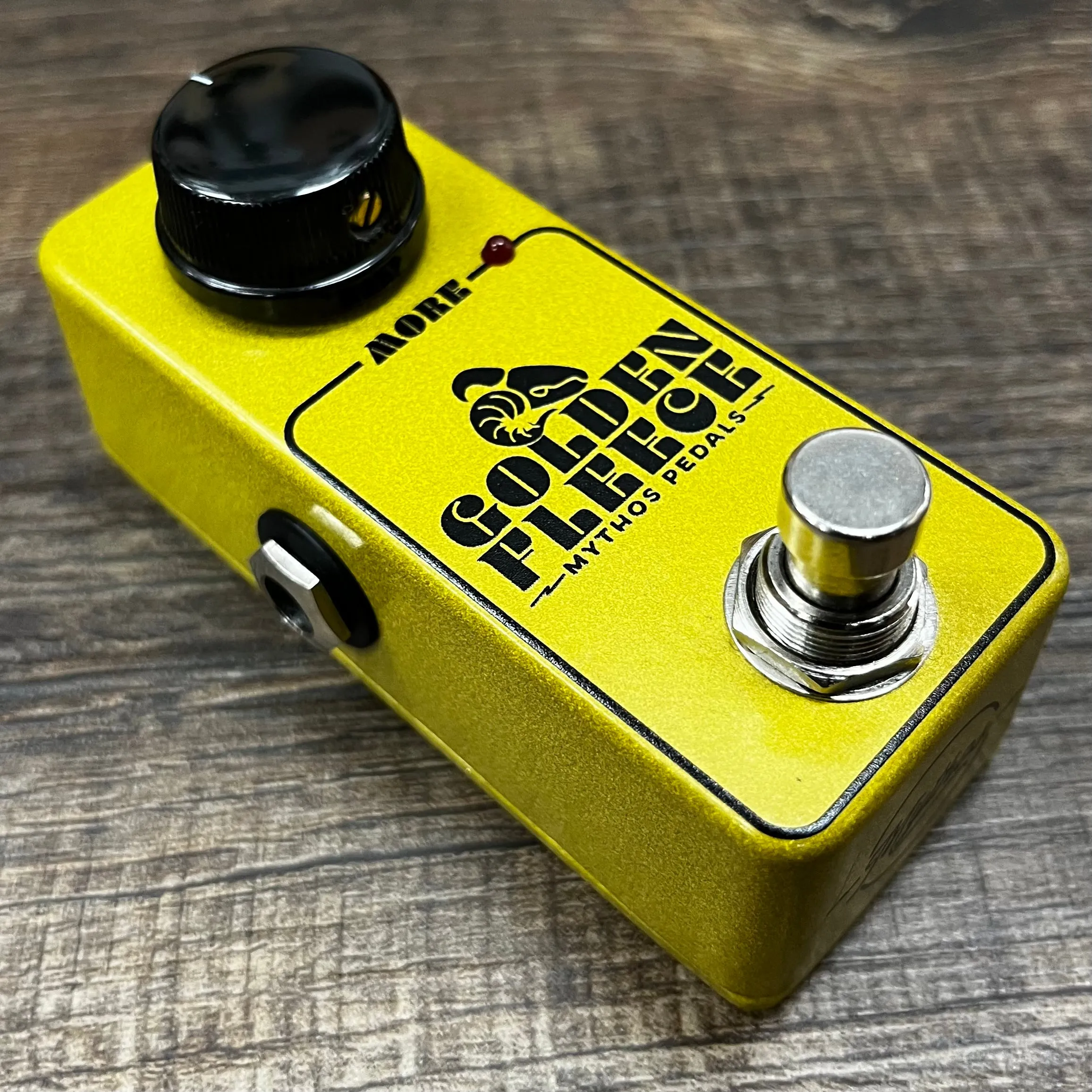 Used Mythos Golden Fleece Fuzz w/Box TFW476