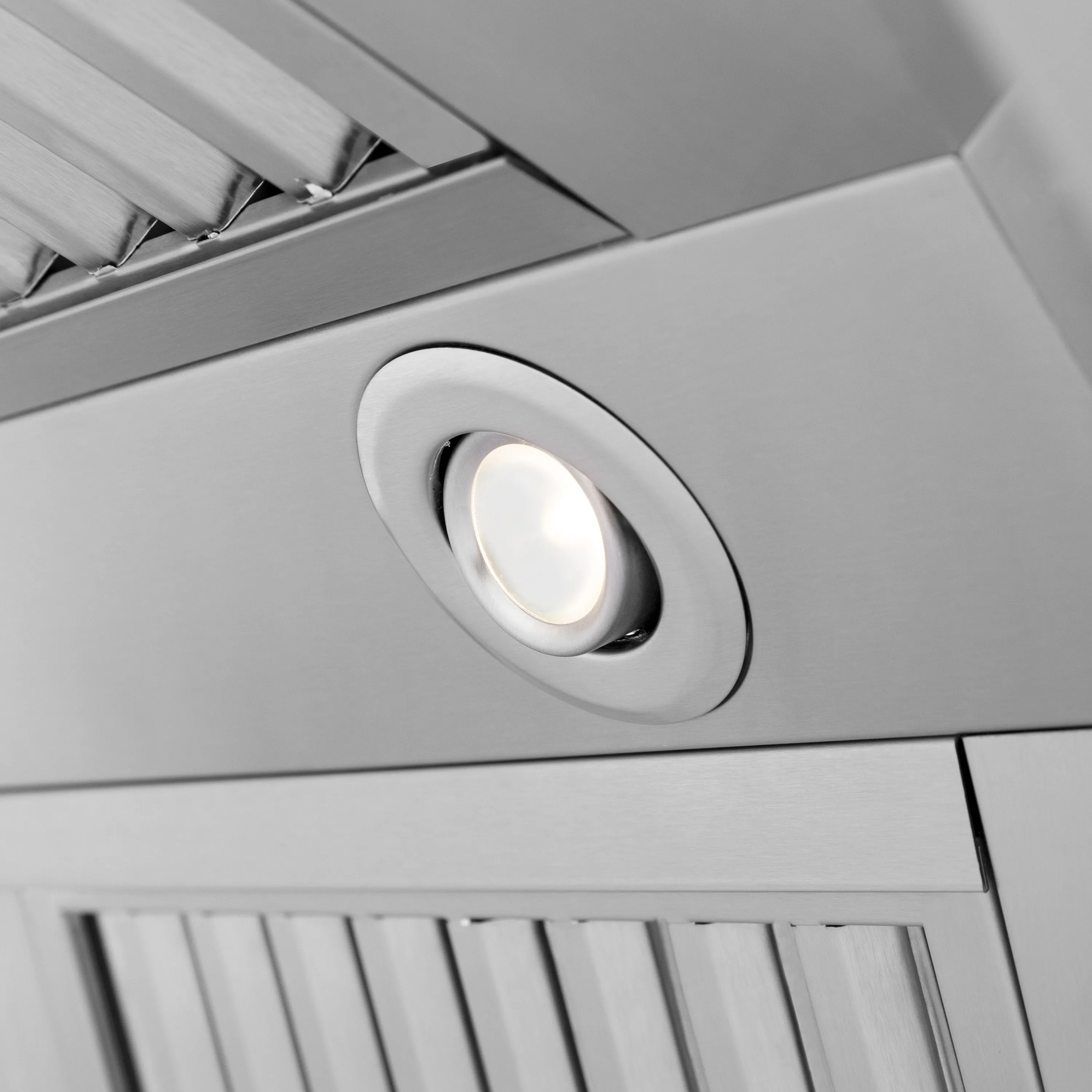 ZLINE Professional Wall Mount Range Hood in Stainless Steel with Built-in CrownSound™ Bluetooth Speakers (597iCRN-BT)